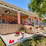 Villazia Exclusive Estate